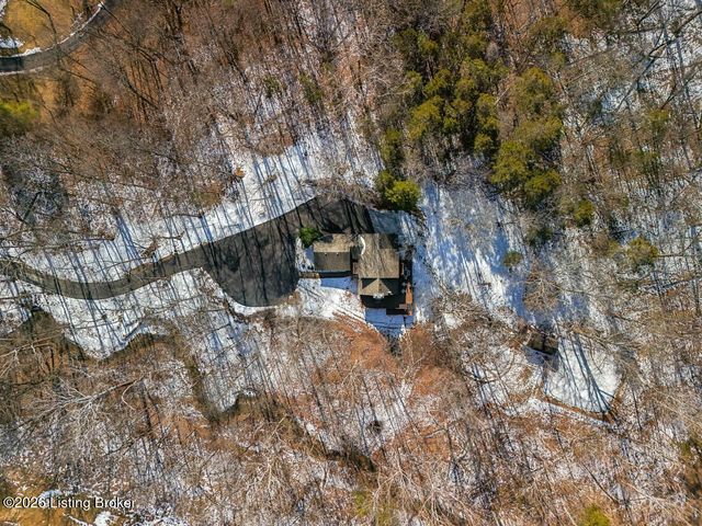 1000 Hobbs Ln, Fisherville, KY 40023