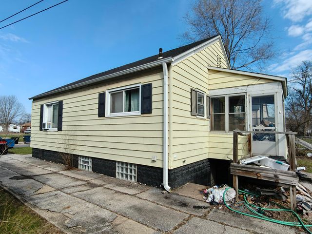 1567 Rutledge Street, Gary, IN 46404