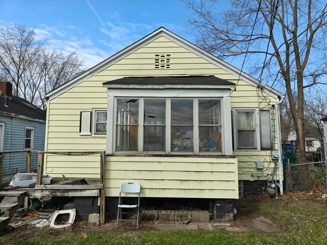 1567 Rutledge Street, Gary, IN 46404