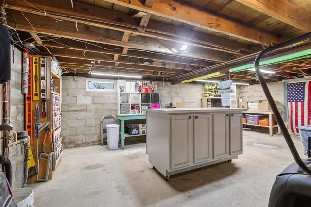 58 Leo Ave, Dracut, MA 01826