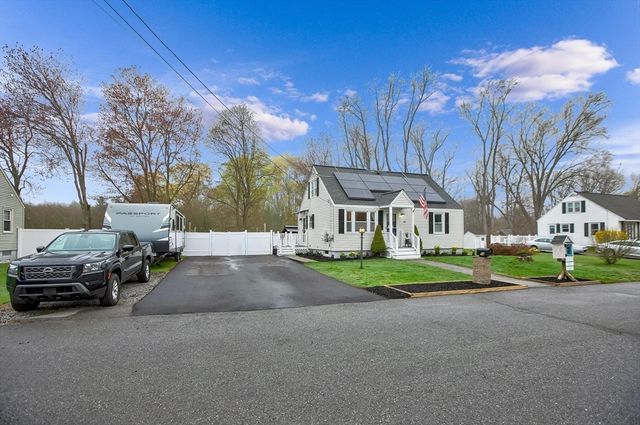 58 Leo Ave, Dracut, MA 01826