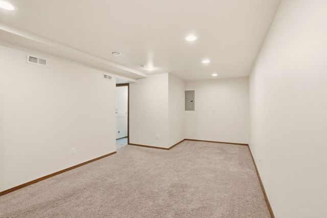 6302 W Selkirk Ave, Spokane, WA 99208