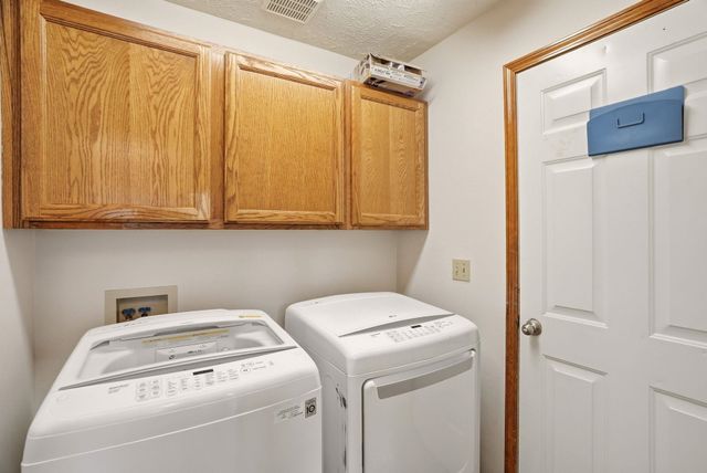 6302 W Selkirk Ave, Spokane, WA 99208