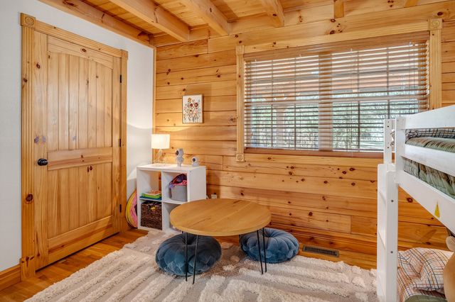 1105 Fairways Dr, Smithville, TN 37166