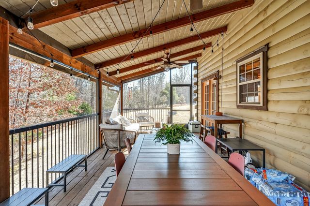 1105 Fairways Dr, Smithville, TN 37166