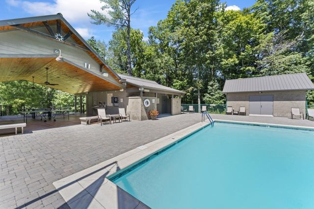 1105 Fairways Dr, Smithville, TN 37166