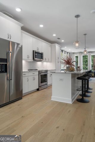 371 Pratt Drive SE 207, Atlanta, GA 30315