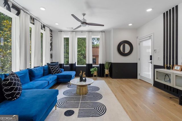 371 Pratt Drive SE 207, Atlanta, GA 30315