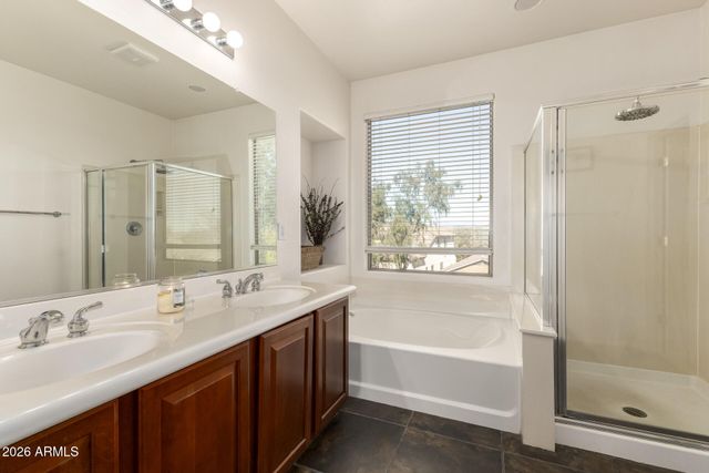 2116 W KURALT Drive, Anthem, AZ 85086