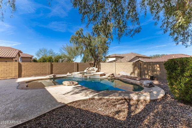 2116 W KURALT Drive, Anthem, AZ 85086