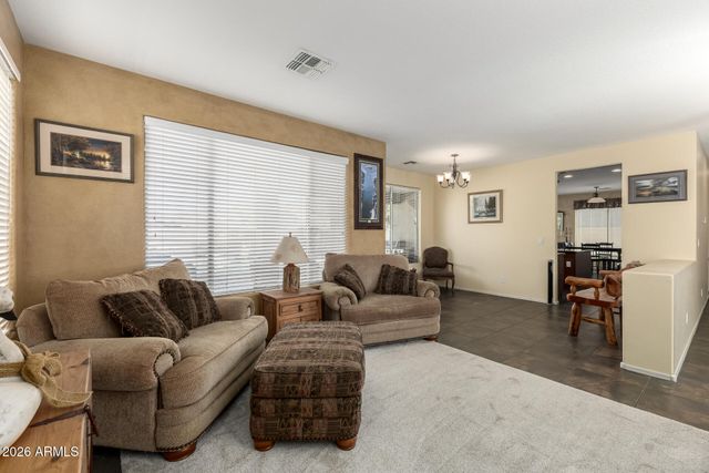 2116 W KURALT Drive, Anthem, AZ 85086