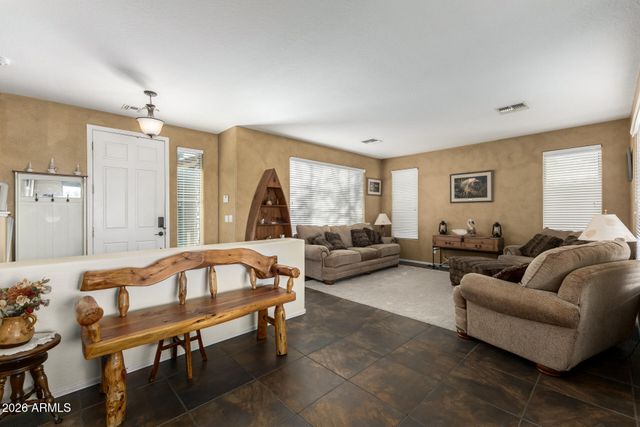 2116 W KURALT Drive, Anthem, AZ 85086