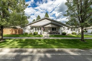 3652 N 2ND ST, Coeur D'alene, ID 83815