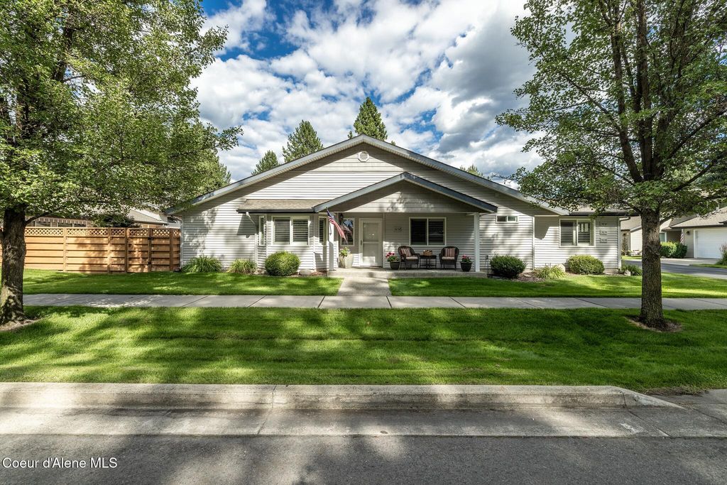 3652 N 2ND ST, Coeur D'alene, ID 83815