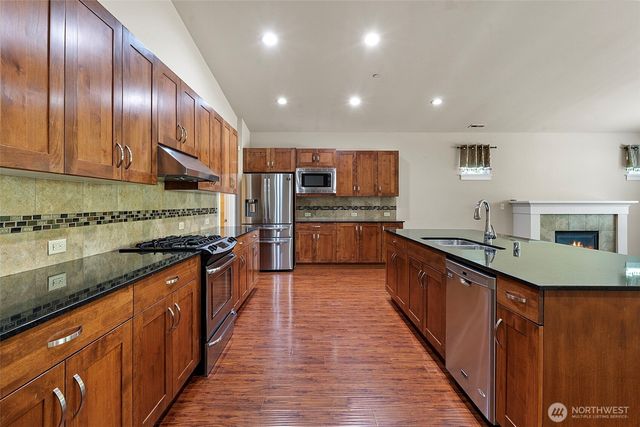 15372 SE 160th Place, Renton, WA 98058