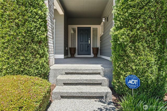 15372 SE 160th Place, Renton, WA 98058