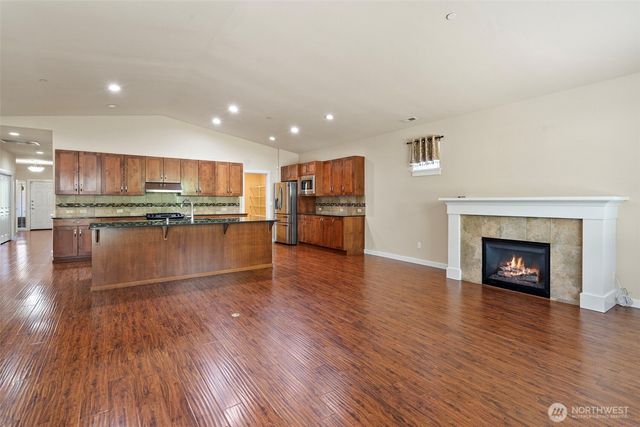 15372 SE 160th Place, Renton, WA 98058