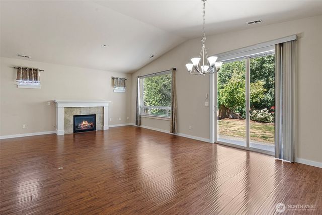 15372 SE 160th Place, Renton, WA 98058