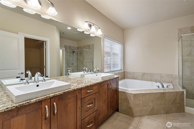 15372 SE 160th Place, Renton, WA 98058