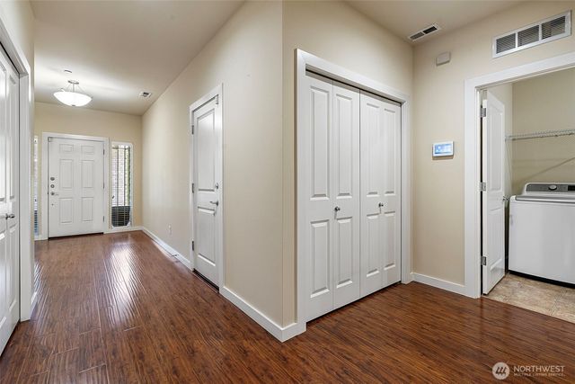 15372 SE 160th Place, Renton, WA 98058