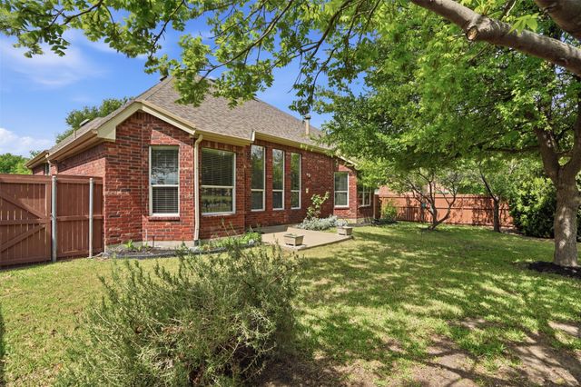 913 Royal Oaks Drive, Mckinney, TX 75072