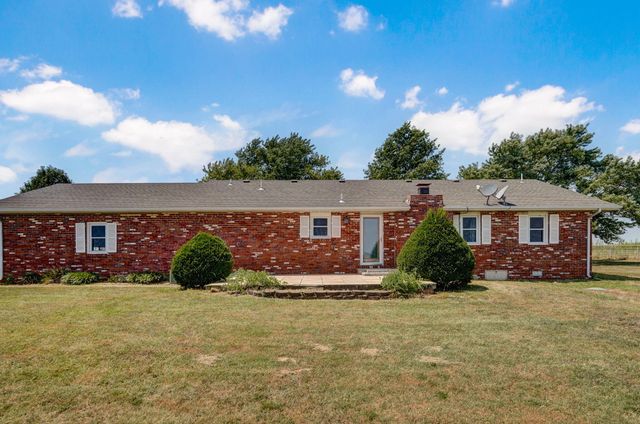 19038 Farm Road 2020, Aurora, MO 65605