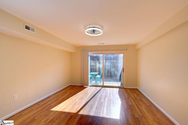 2530 E North Street, Greenville, SC 29615