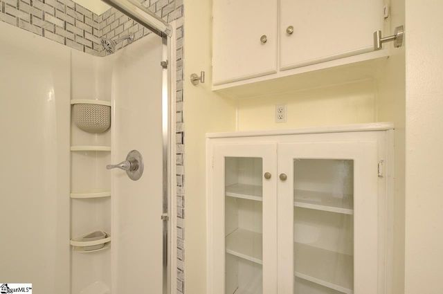 2530 E North Street, Greenville, SC 29615