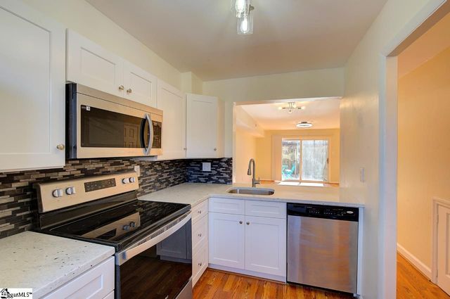 2530 E North Street, Greenville, SC 29615