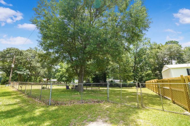 21974 Caney Drive, New Caney, TX 77357