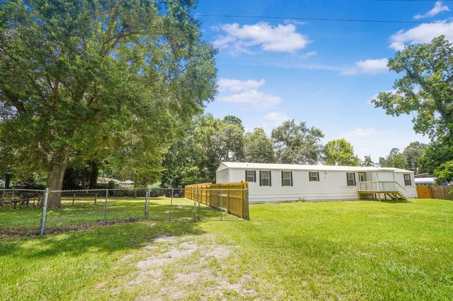 21974 Caney Drive, New Caney, TX 77357