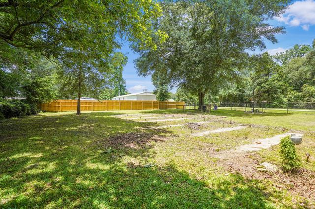 21974 Caney Drive, New Caney, TX 77357