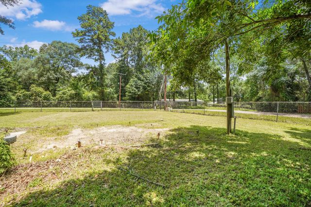 21974 Caney Drive, New Caney, TX 77357