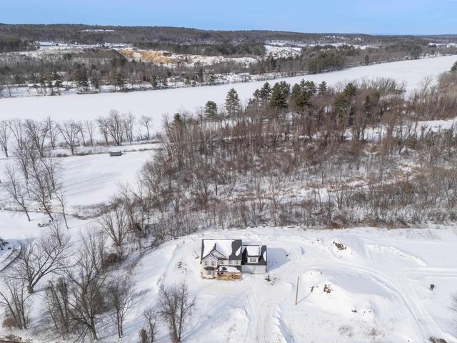 117 Merrimack Street, Hooksett, NH 03106