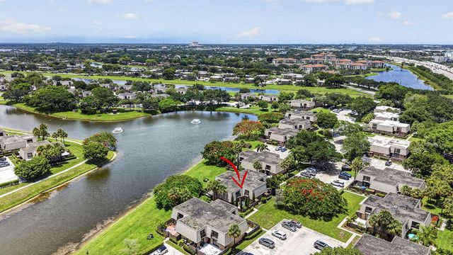 5034 50th Way, West Palm Beach, FL 33409
