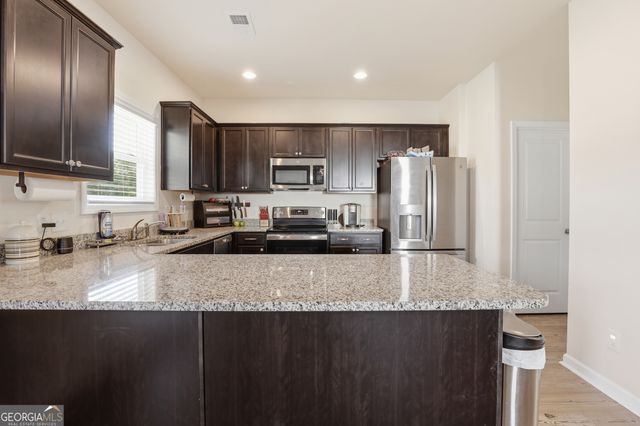 233 Caroline Way, Guyton, GA 31312