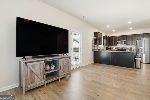 233 Caroline Way, Guyton, GA 31312