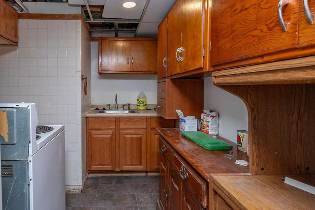 5315 National AVENUE, West Milwaukee, WI 53214