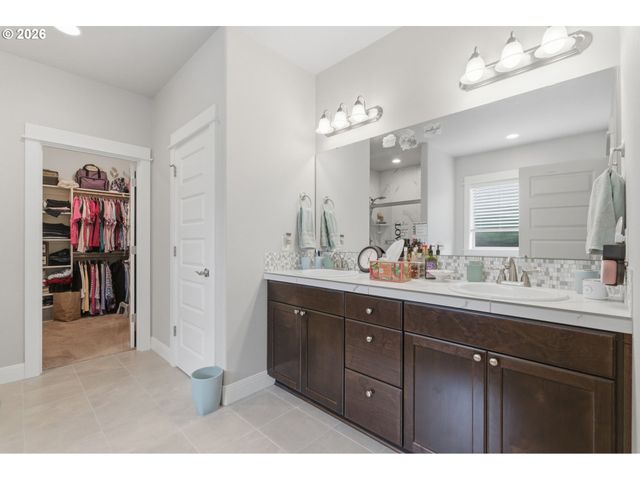 5212 Ne 125TH St, Vancouver, WA 98686