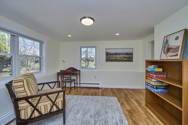 37 Locust St 1, Burlington, MA 01803