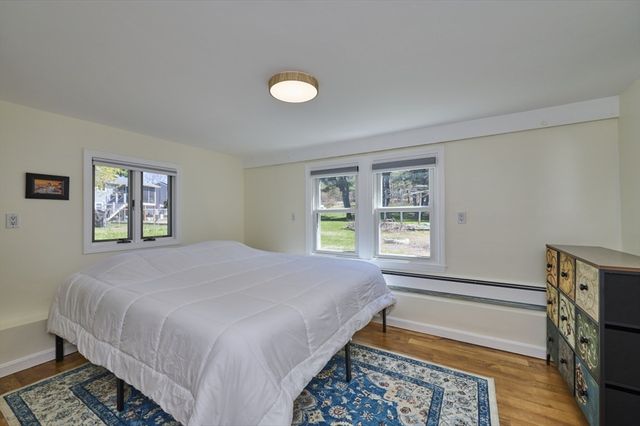 37 Locust St 1, Burlington, MA 01803