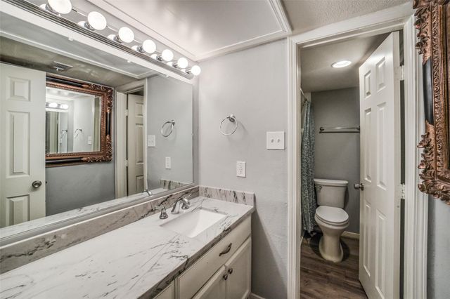 2100 Tanglewilde Street 591, Houston, TX 77063