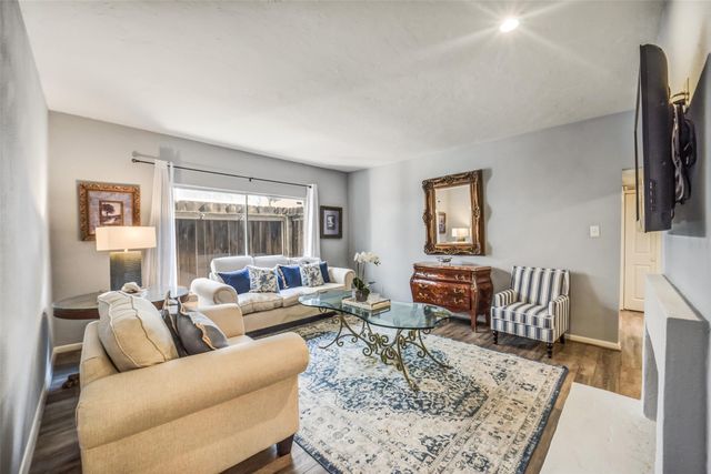 2100 Tanglewilde Street 591, Houston, TX 77063