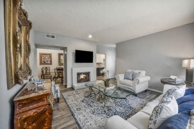 2100 Tanglewilde Street 591, Houston, TX 77063