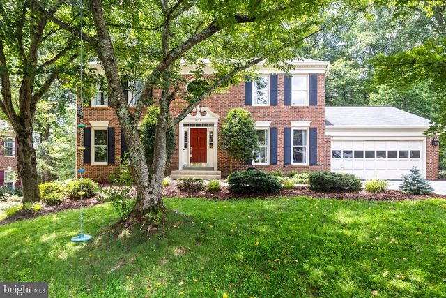 8153 SHIPS CURVE LN, Springfield, VA 22153
