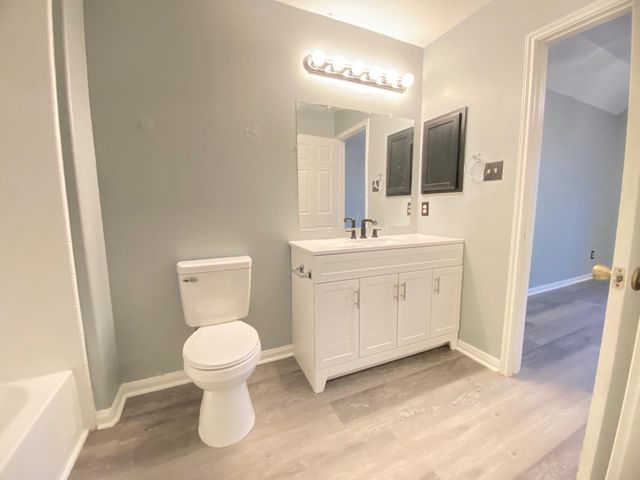 4031 Raspberry Court, Dickinson, TX 77539