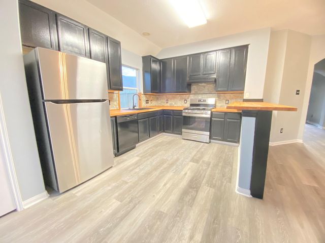 4031 Raspberry Court, Dickinson, TX 77539