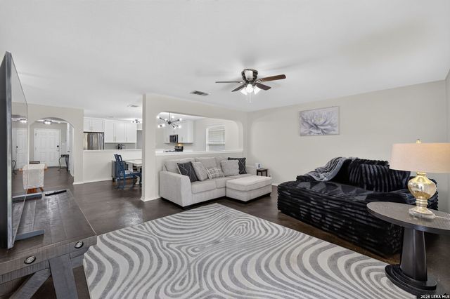 9803 Autumn Pl, Converse, TX 78109