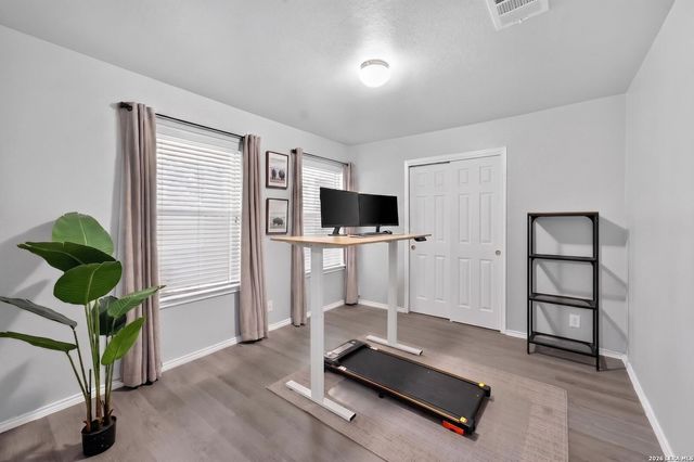 9803 Autumn Pl, Converse, TX 78109
