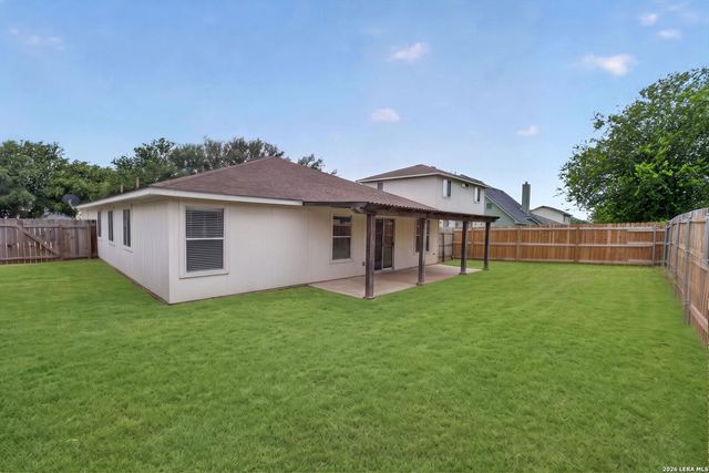 9803 Autumn Pl, Converse, TX 78109